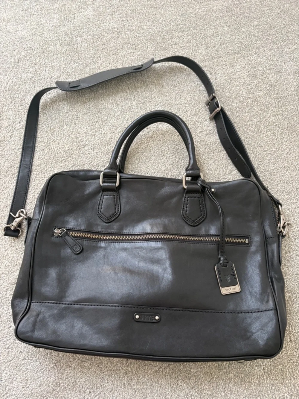 Frye Italian Leather briefcase - Pristine Condition - Black